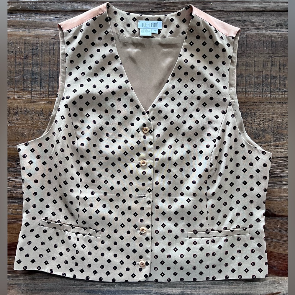 Vintage Duē Per Duē 100%Silk Butter Yellow Vest with Button Closure | Women’s 12